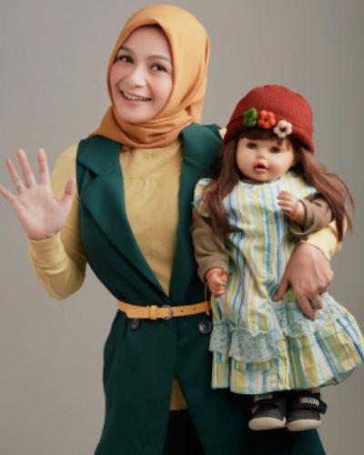 Ria dan Boneka Suzan