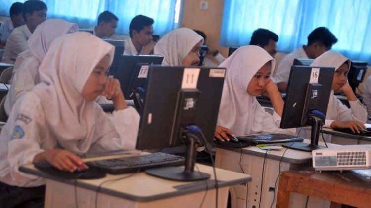 Kemendikbud- Sebagian Anggaran UN Digunakan Untuk Penanganan Covid-19