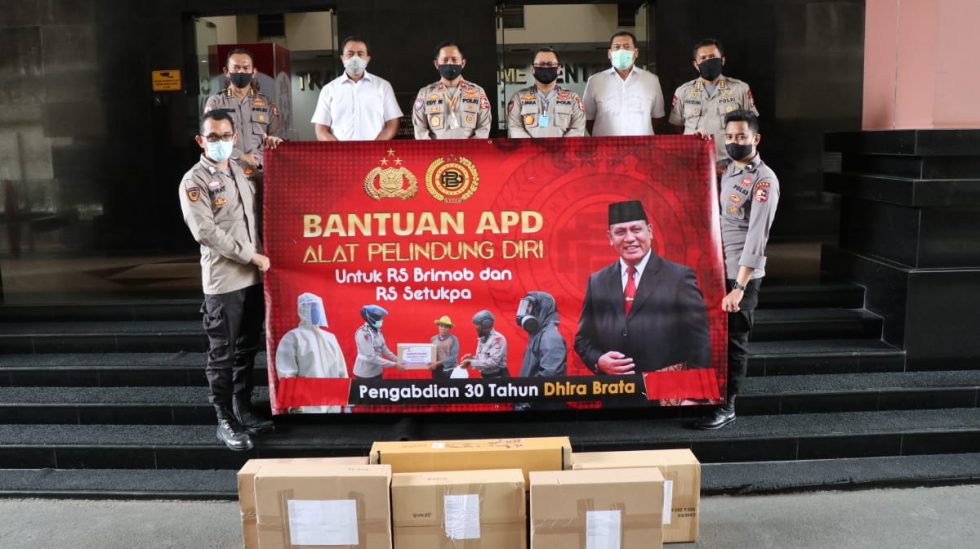 Alumni Akpol Angkatan 1990 Salurkan APD Ke Rumah Sakit