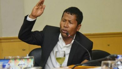 Ketua DPRD Riau Kritik Bupati Yang Tetap Laksanakan Shalat Tarawih Di Masjid Saat Pandemi Covid-19