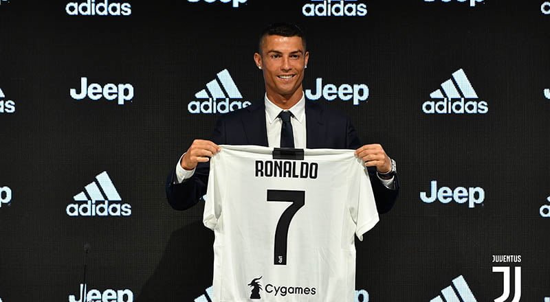 Hari Ini, Ronaldo Dikabarkan Kembali Ke Turin?