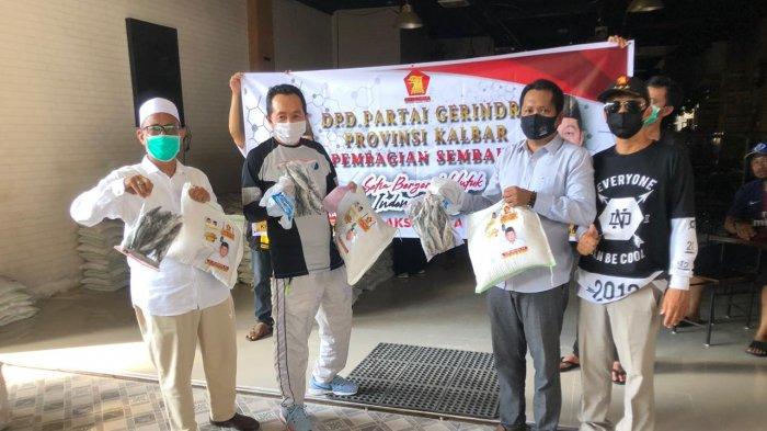 Gerindra Kalbar Salurkan Bantuan Ke Masyarakat Pontianak Dan Kubu Raya