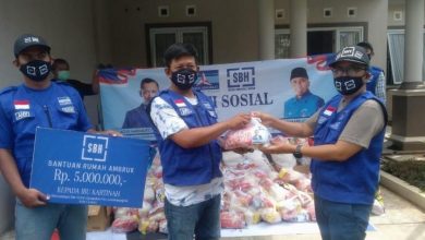 Photo of SBH Sumbangkan Seluruh Gajinya Selama Tiga Bulan Untuk Warga yang Terkena Dampak Covid-19