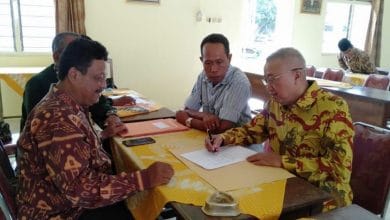 Golkar Beri Surat Tugas Sementara Ke Paslon Suharsono-Totok