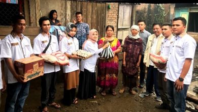 Kunjungi Korban Kebakaran, Ketua DPRD Dan Tidar Pasbar Salurkan Bantuan