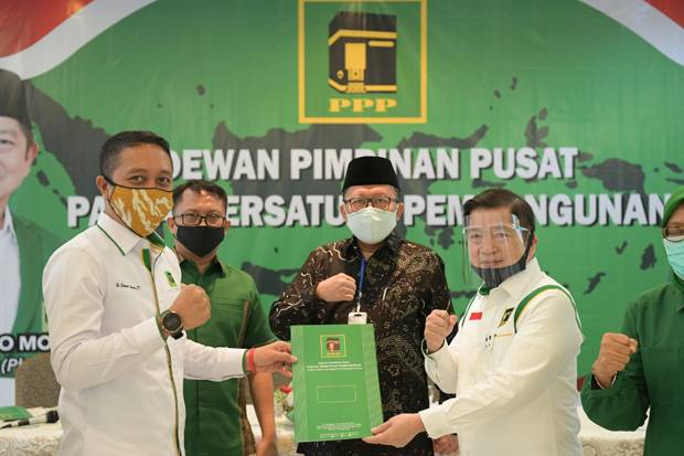 Pilkada 2020, PPP Serahkan Surat Dukungan ke 8 Paslon