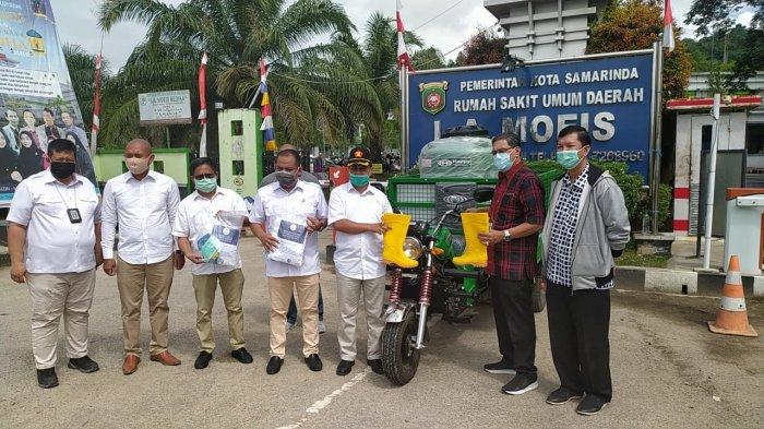 Gerindra Samarinda Berikan Puluhan APD Dan Satu Unit Motor Penyemprot Disinfektan