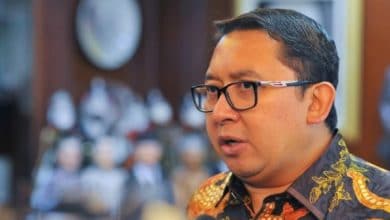 Fadli Zon Kritik Kinerja Menkes: Istirahatkan