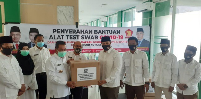 Gerindra Berikan Ribuan Alat ‘Swab Test’ Ke RSUD Serang