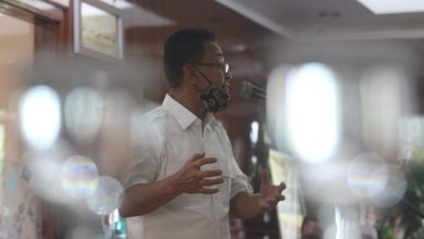 Pulang Kampung, Indra Catri Disambut Hangat Masyarakat Agam