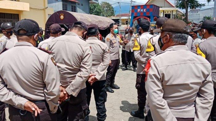 Menjelang Masa Tenang Pilkada, Kapolres Toraja Utara Kumpulkan Bhabinkamtibmas