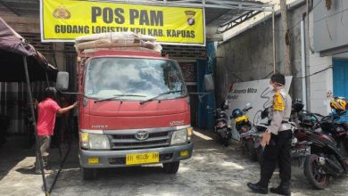 Polres Kapuas Laksanakan Pengawalan Logistik Pilkada 2020