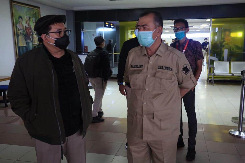 Tiba Di Bandara Minangkabau Hari Ini, Fadli Zon Siap Kampanyekan Nasrul Abit-Indra Catri