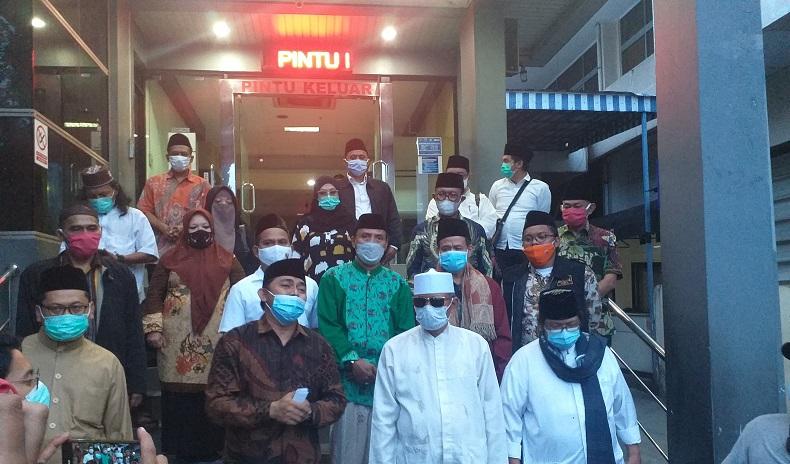 Diduga Membangun Narasi Kebohongan, Sekretaris Umum FPI Resmi Dilaporkan Ke Polda Metro Jaya