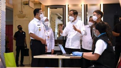 Presiden Jokowi Sidak Vaksinasi Massal di Pasar Tanah Abang