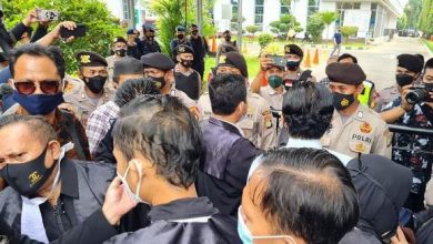 Polri Bantah Halangi Tim Kuasa Hukum HRS Masuk Pengadilan