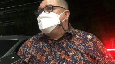 Datangi Polres Depok, Razman Arif Nasution Serahkan Dokumen Dugaan Korupsi Damkar