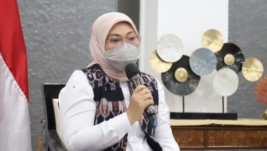 Menaker Minta Kepala Daerah Sanksi Perusahaan yang Tak Bayar THR