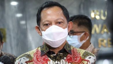 Mendagri Minta Pemda Permudah Izin Investasi