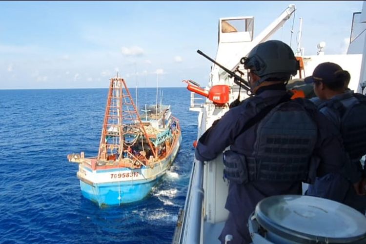 KKP Tangkap Lima Kapal Ikan Asing Ilegal di Laut Natuna