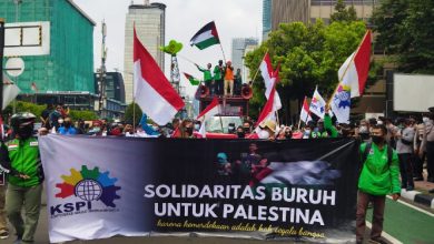 KSPI Gelar Aksi Bela Palestina di Depan Kedubes Amerika Serikat