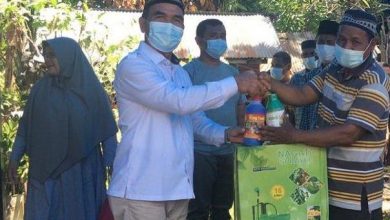 Legislator Gerindra Serahkan Bantuan Pokir ke Petani Kluet Timur