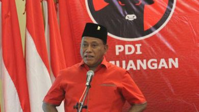 Komaruddin Watubun Minta Kader PDIP Hati-hati Keluarkan Pernyataan