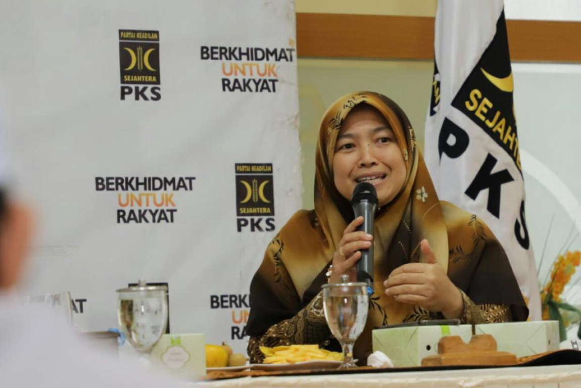 Fraksi PKS Minta Pemerintah Perbanyak Tempat Isolasi Pasien Covid-19