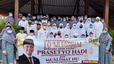 Prasetyo Hadi Santuni Anak Yatim