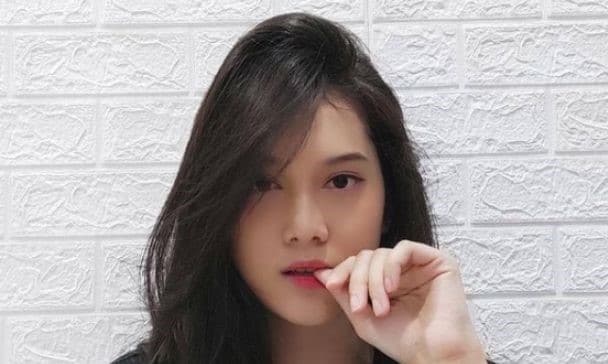 Foto Mesra Tersebar, Chika JKT48 Dihukum Manajemen