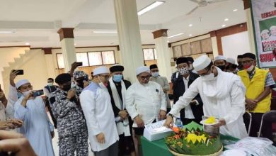 HUT HRS, Sejumlah Tokoh-Ulama Gelar Doa Bersama dan Potong Tumpeng