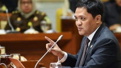 RDP dengan PPATK, Habiburokhman Pertanyakan Nasib Rekening Eks FPI