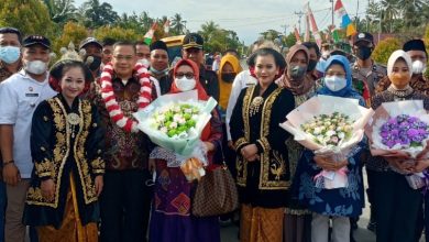 Kunker ke Desa Eks Pemukiman Transmigran, Sudewo Minta Masyarakat Sekolahkan Anak-Anaknya