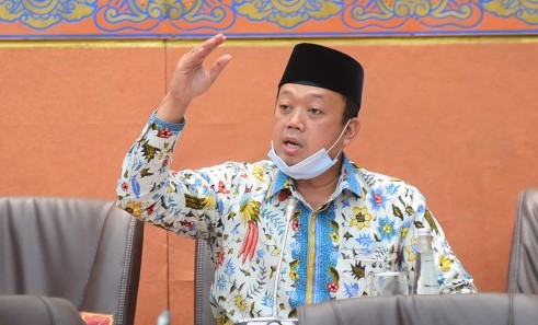 Nusron Minta Semua Pihak Tak Berprasangka Buruk Soal Kebakaran Kilang Minyak Pertamina