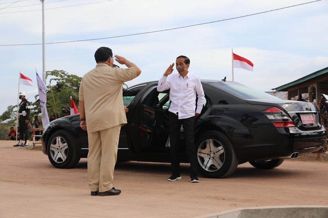 Menteri Pertahanan (Menhan) Prabowo Subianto bersama Presiden Joko Widodo Resmikan RS Modular di Merauke, Minggu 3 Oktober 2021