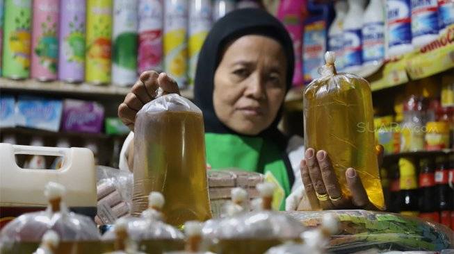 Pemerintah Siapkan Minyak Goreng Kemasan Dengan Harga Terjangkau – Bimata