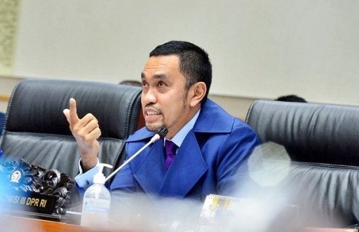 Arteria Sebut Penegak Hukum Tak Perlu Kena OTT, Sahroni: Saya Tidak Setuju