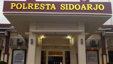 Emak-Emak di Sidoarjo Geruduk Rumah Terduga Pencabulan Anak di Bawah Umur