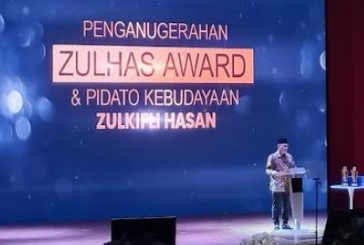 Pidato Kebudayaan, Zulhas: Kita Bumikan Kembali Islam Tengah