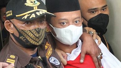Kajati Jabar Bersikukuh Tuntut Hukuman Mati Herry Wirawan