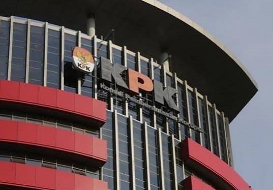 KPK Periksa Pimpinan Bank Jatim Cabang Probolinggo Terkait Kasus Puput Tantriana Sari