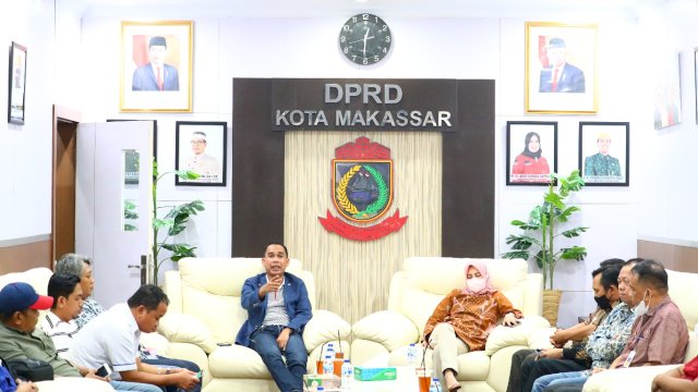 Cashback Dana Publikasi di DPRD Makassar Bikin Gusar Pejabat Sekretariat _Bimata.id