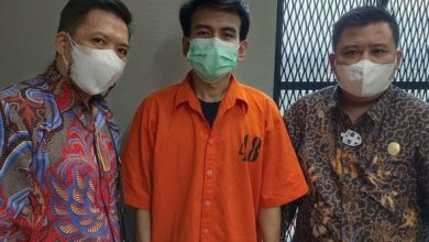 Pegiat Media Sosial Adam Deni Ajukan Eksepsi