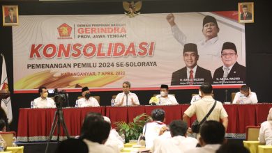 Photo of Sekjen Gerindra: Prabowo Lebih Utamakan Substansi Ketimbang Kepentingan Gimmick Politik