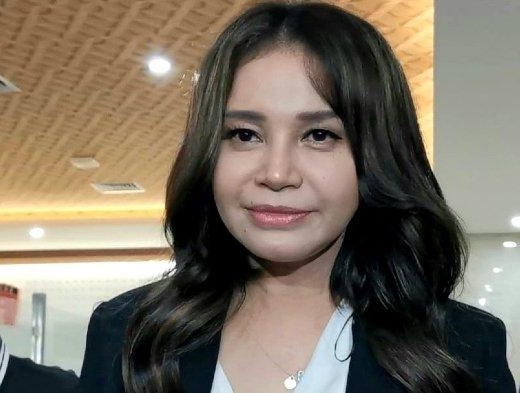 Penyanyi Rossa Serahkan Uang Pemberian DNA Pro Senilai Rp 172 Juta