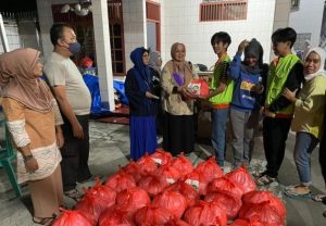 Srikandi Gerindra Andi Nirawati Berikan Bantuan Paket Sembako kepada Korban Kebakaran Aspol Perintis