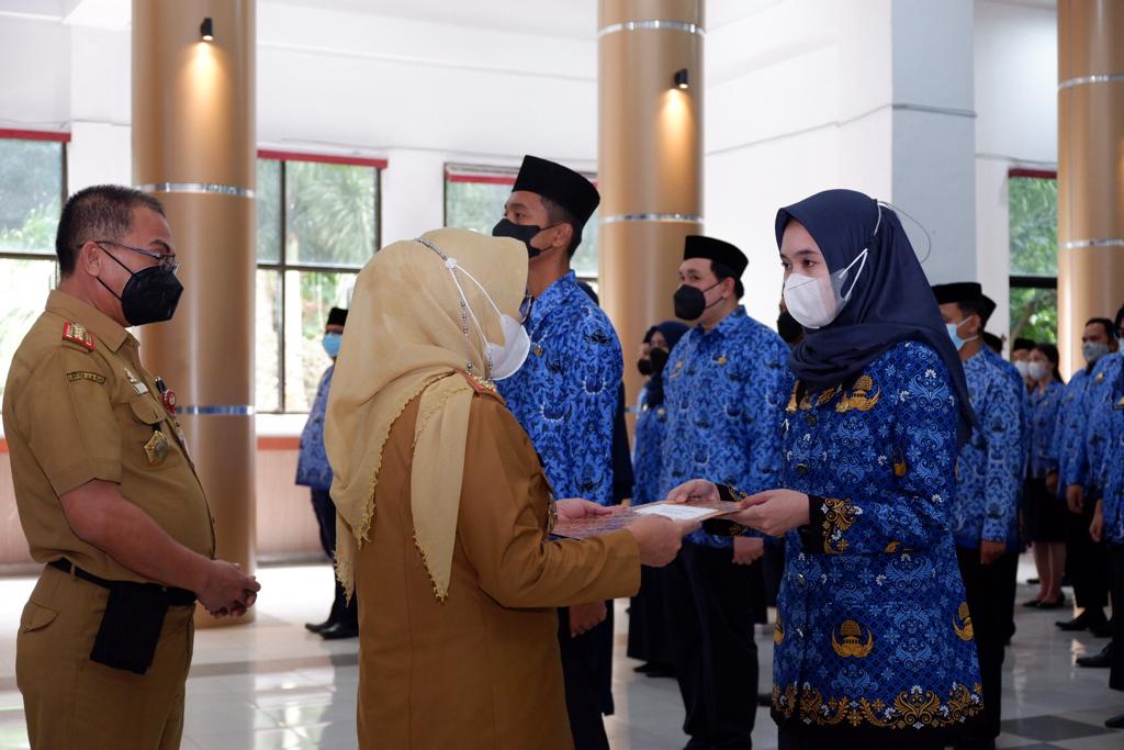 239 CPNS Gowa Terima SK Pengangkatan Jelang Idul Fitri_Bimata.id