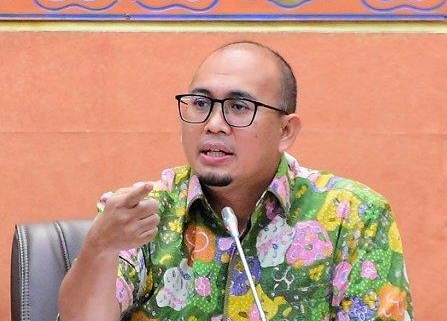 Andre Rosiade Minta PT Semen Indonesia Fokus Jaga Operasional Produksi