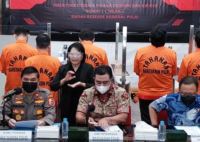 Bareskrim Polri Limpahkan Berkas 4 Tersangka Kasus DNA Pro ke Kejagung