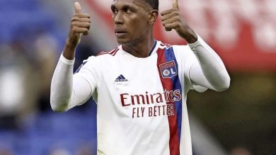 Kocak! Gegara Kentut Sembarangan Mantan Pemain Lyon ini Dihukum ke Tim Cadangan